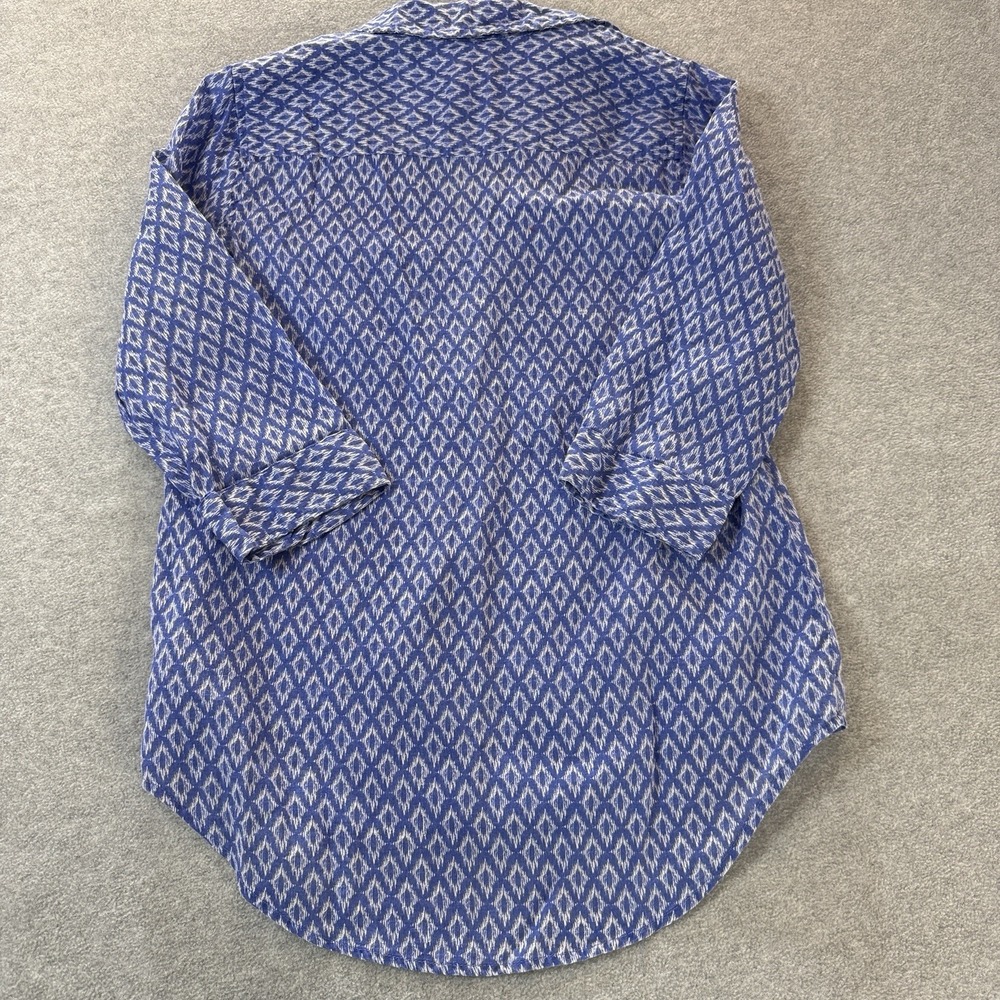Chicos Women Blue White Ikat Button Front Utility Shirt Sz 1 Medium Cotton - Picture 5 of 5